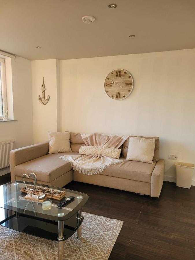 Amazing London 1 Bedroom Flat In Astral House As18 Norbury  外观 照片